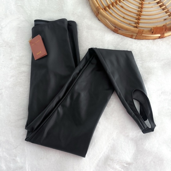 Wolford Amina Muaddi Faux Leather Leggings Stirrup Black NWT - Picture 3 of 13